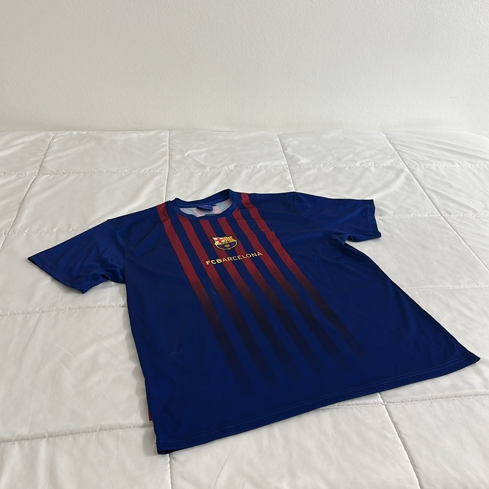 FCBarcelona Messi 10 Unicef Jersey - Picture 2 of 11